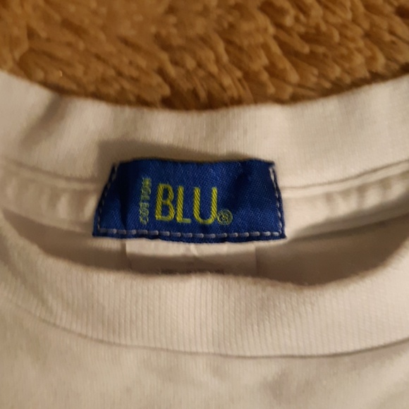 White short sleeve shirt - Picture 3 of 4